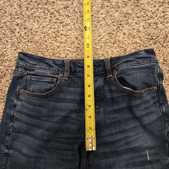 American Eagle Stretch Mid Rise Jeans Straight Leg Size 2 Short Four Button Fly - Picture 15 of 16